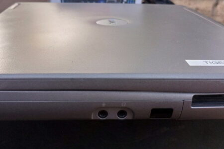 DELL Latitude D610 Laptop - Image 3
